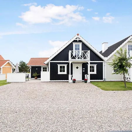 Denmark, Live By The Coast, Good Activity Options Villa *
