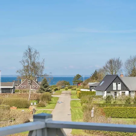빌라 Cozy House Near The Sea *