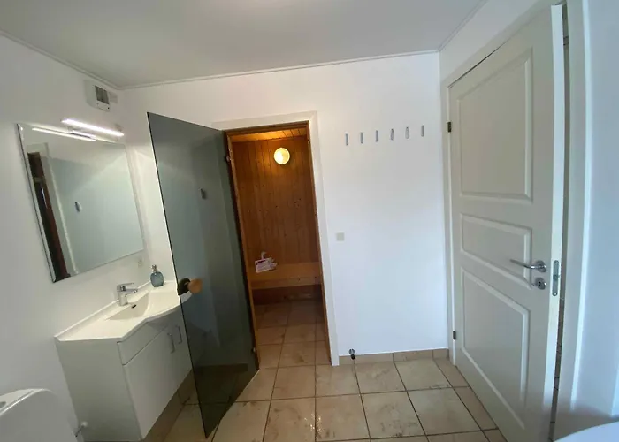 Villa Cozy House Near The Sea Brenderup