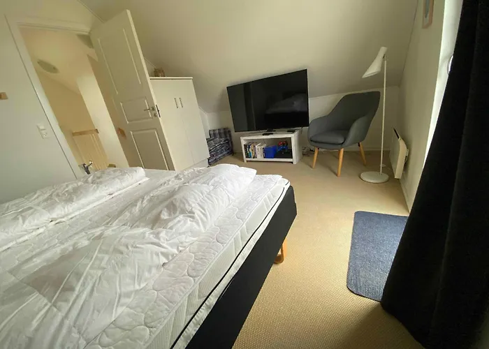 Cozy House Near The Sea